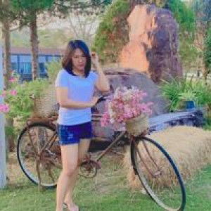 Laddawan Naka profile icon