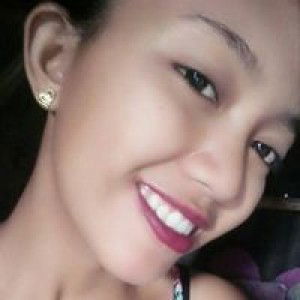 Mharielle Del Valle profile icon