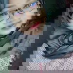 Dessy Gita profile icon