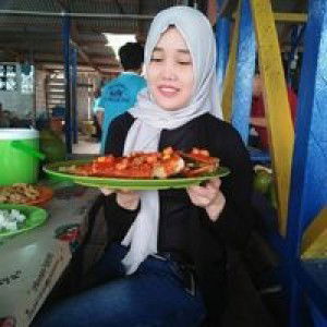 MA RI NA profile icon