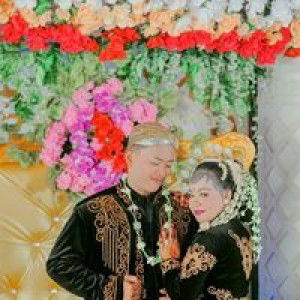 Etya Dwi Novia Astuti profile icon