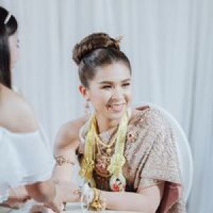 Jane Janjira profile icon