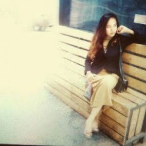 risna pratiwi profile icon