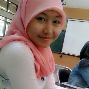 Umi Nur Fitriani profile icon