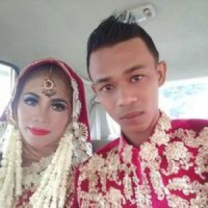 Elisa Azzaki profile icon