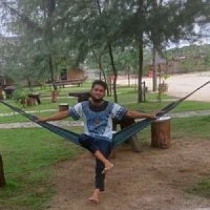 Reny Sintia Pratiwi profile icon