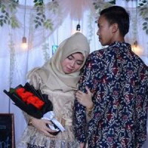 Nitha Dwi N profile icon