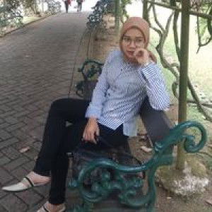 Indri Fika Selia profile icon