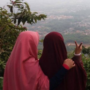 Heni Wulandari profile icon