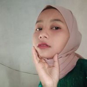 Yuli Indri Yati profile icon