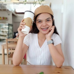 parichat sittihongsa profile icon