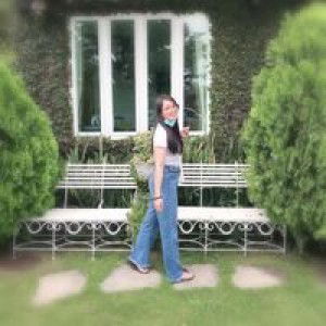 Aom Jutamad profile icon