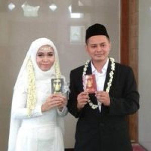 Pristia Juniarti profile icon