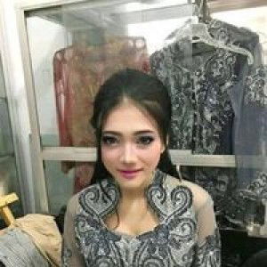 Putri Nanda Febriyanti profile icon