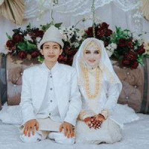 Fitri Yuliarni profile icon