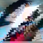 leily octavianty profile icon