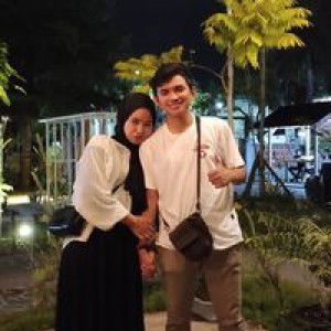 Lia Uzma profile icon