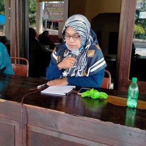 Try Emawati profile icon