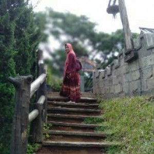 yeni farida profile icon