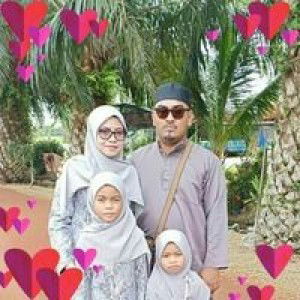 Azarina Ina profile icon