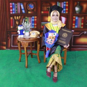 Aris Kurniawati Apriliasari profile icon