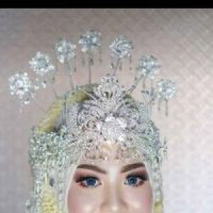 Lina L W profile icon