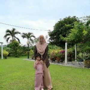 Nur Aznita profile icon