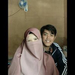 Putri Rahayu profile icon