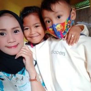 Herlina Putri Azhari profile icon