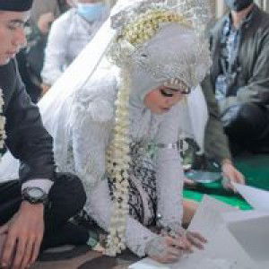 Nuy Aulia profile icon