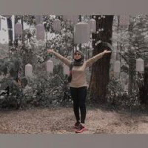 Fatiha Tiholl profile icon