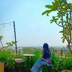 tini Zi profile icon