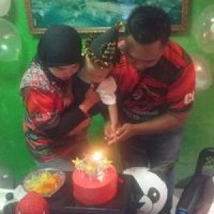 Nurul Fazira profile icon