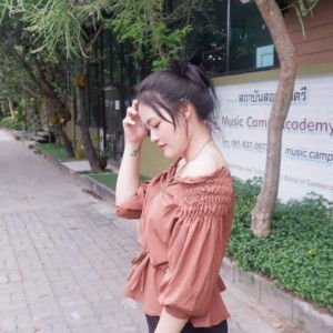 นภัสสร นาคปนคํา profile icon