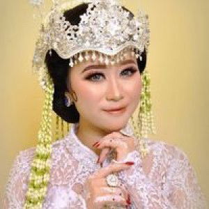 Ainy Anggraini profile icon