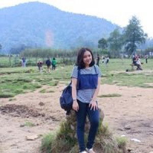 Nia Sania profile icon