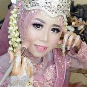 Fitri Aulia profile icon