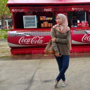 sundari eka putri profile icon