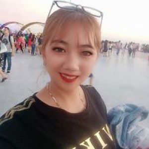 Phuong Trinh profile icon