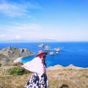 Qurata A'yun profile icon