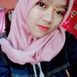 Teti Aryanti profile icon