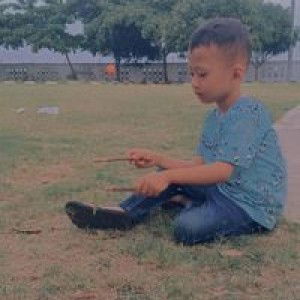 Yuli Nurhayati profile icon