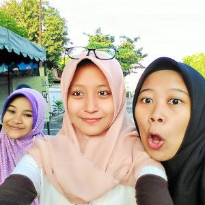 Nur Asiyah profile icon