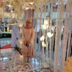 Rina Iksanti profile icon