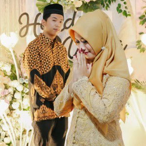 Nadhiroh Zulfa profile icon