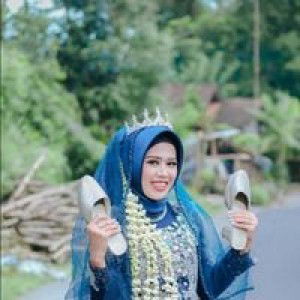 Rika Novianti profile icon