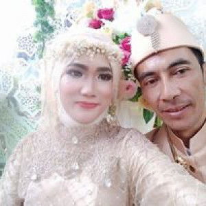 Ratih Purnama profile icon