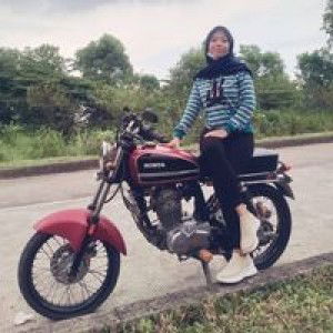 Putri Tunggal Nur Utami profile icon