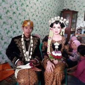 Putri Wahyu Krisanti profile icon