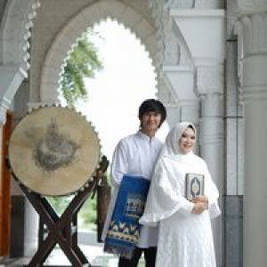 Riska Shelviani profile icon